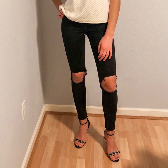 Abercrombie & Fitch Denim - SOLD!!! Abercrombie and Fitch skinny jeans